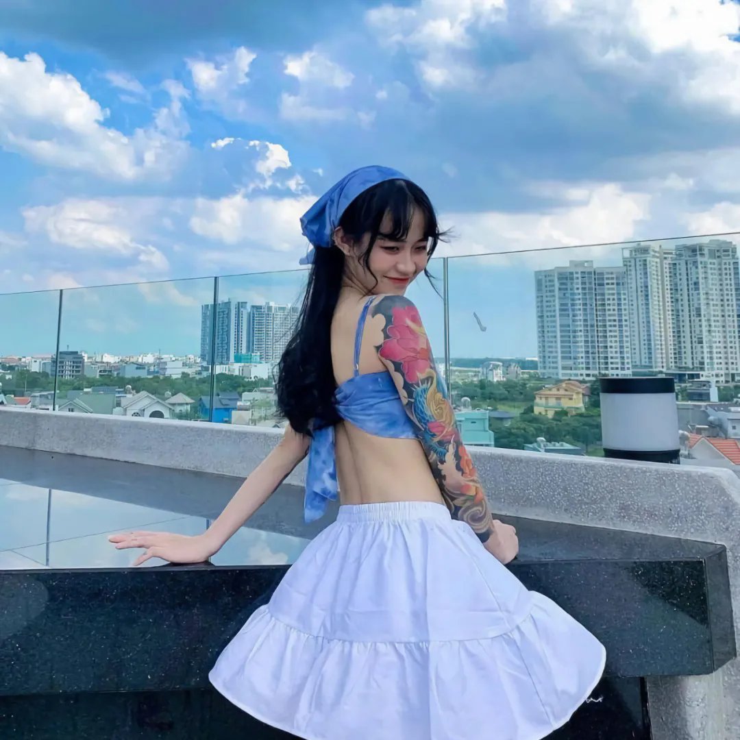 那年盛夏我们绽放如花